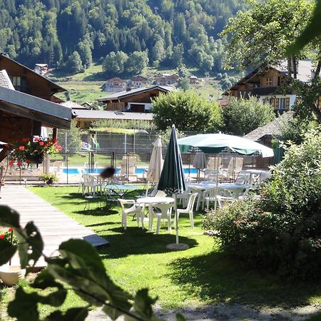 Fleur Des Neiges Hotel Morzine Exterior photo